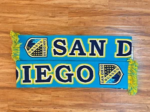 San Diego Sockers Team Soccer Scarf Teal & Yellow - Picture 1 of 6