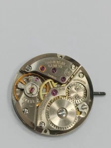Movement 1-42 Universal Geneve (OLD STOCK) - Picture 1 of 3