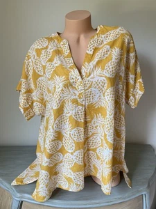 St. John's Bay Top Blouse L Yellow Pineapple Print V-Neck Linen Camp Tunic - Picture 1 of 6