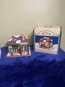 Christmas Valley Heartland Collection 1992 - Picture 1 of 5
