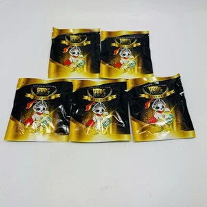 Dude Perfect Clip Golden Edition Schlüsselanhänger Menge 5 2024 VERSIEGELT NEU MIT ETIKETT - Bild 1 von 2