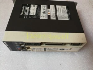 Ein Panasonic Servo Drive MQDA023D1A - Bild 1 von 3