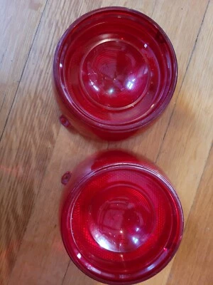 2 - 1958 Pontiac Tail Light Lenses Guide R2-58 OEM - Изображение 1 из 4