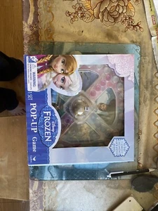 Disney Cardinal Frozen Popper Jr. Game - Be the first to bring your pieces home - Picture 1 of 1