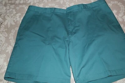 PANTALONES CORTOS MERONA PARA HOMBRE, VERDE 42 USADOS EN EXCELENTE ESTADO Foto 1 de 3
