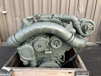 MOTOR DIÉSEL TURBO MECÁNICO DETROIT 8V71T SUPERÁVIT GOBIERNO Foto 1 de 4