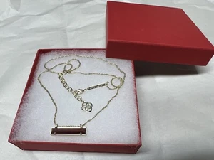 Kendra Scott Burgundy and Gold Bar Necklace on Gold Chain NWOT Gift Box Included - Picture 1 of 4