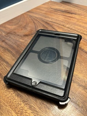 Funda OTTERBOX Defender para iPad Mini 4 - Negra Foto 1 de 4