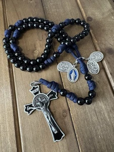 Rosario Católico Paracord, Crucifijo Grande San Benito, 4 Medallas San, Hecho a Mano - Imagen 1 de 7