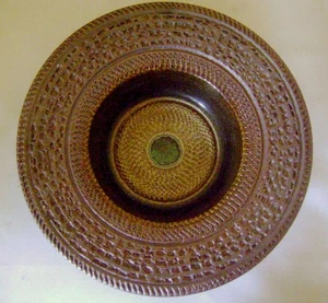 Purbeck Pottery Stoneware Bowl: Textured Surface & Glazed Centre, 23.5 cm wide - Picture 1 of 8