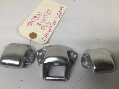 Pestillos de bloqueo superior delanteros convertibles Datsun Roadster 1600 Foto 1 de 2