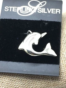 Grande Ciondolo Ciondolo Delfino Argento Sterling, 1 1/4"" NUOVO su carta; #amanti dei delfini - Foto 1 di 3