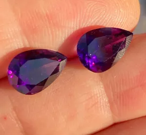 Lila facettierte Laborgefertigte Amethyst Edelsteine Paar 8 kt Birnenschliff Edelsteine 13 x 9 mm e071 - Bild 1 von 11