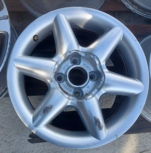 Jante Alu PEUGEOT 406 Coupé 15 Pouces - 6.5Jx15 ET12 - Modèle ETOILE - (D) - Picture 1 of 5