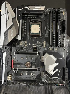 intel i7 8700k cpu BUNDLE Aorus Z370 Gaming 5 Corsair 32gb DDR4 3200Mhz - Picture 1 of 7