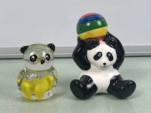 Panda Figure Figurine Statue Lot Omnibus 1984 & Hand Blown Glass Art Paperweight - Picture 1 of 6