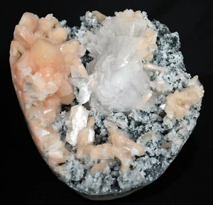 SILVER-PINK HEUALNDITE CRYSTAL BASED ON CHALCEDONY CORAL STUNNING FORMATION - Picture 1 of 8