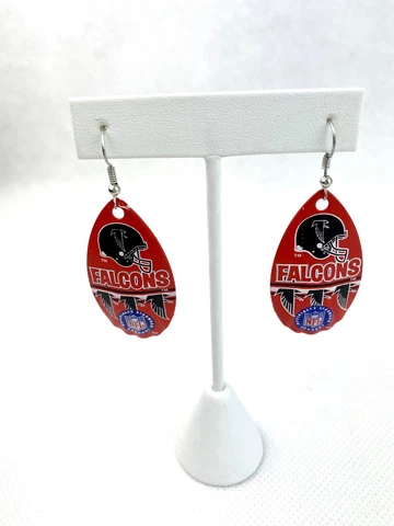 Atlanta Falcons NFL Logo Women’s Vintage Teardrop Spinner Hook Earrings Cover