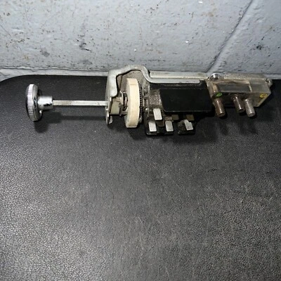 Interruptor de faros 68-76 Ford Lincoln Mercury D2MB11654-A1A Torino Galaxy Ranchero Foto 1 de 4