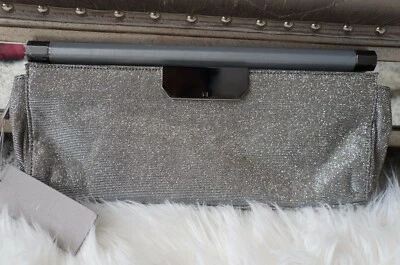 NUEVO CON ETIQUETAS Halston Heritage Plateado Metálico Largo Bolso de Mano Cartera Bolso sin asas HRDFND Foto 1 de 4