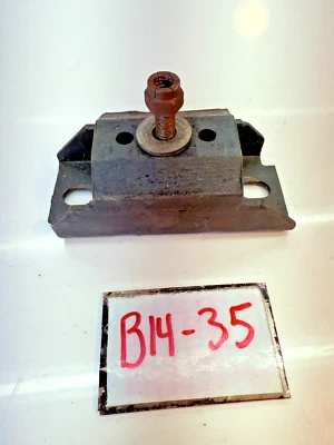 OEM 1959 - 1960 Chevrolet Impala Transmission Mount 59 60 B14-35 - Image 1 of 4