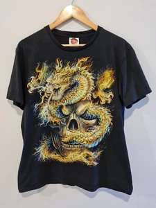 Etiqueta de desgaste Dragón de fuego y calavera en una roca talla M buen estado - Imagen 1 de 3