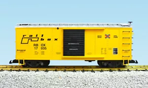 USA Trains G Scale 19098B Railbox Box Car Rd # 17036 yellow/silver - Picture 1 of 1