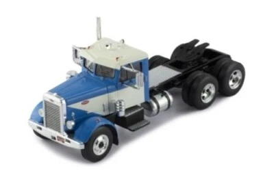 64TR006 ixo 1:64 Peterbilt 281 1955 Blue model car - Image 1 of 3
