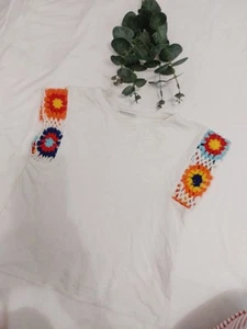 Zara Kids White Top with Floral Crochet Shoulder Size 5 Years Cotton Summer - Picture 1 of 7