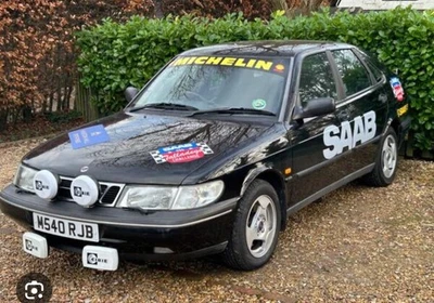 Saab 900 SE ”Talladega” Replica , 4 Door , Fortuna Spent on the Transformation - Image 1 of 4