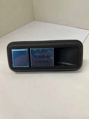 MANIGLIA LANCIA DELTA HF SINISTRA CROMATA FIST 82378407 - Immagine 1 di 4