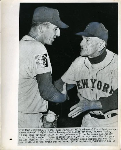Casey Stengel Original Signed Jsa Certed 8x10 Wire Photo Authentic Autograph - Image 1 of 1