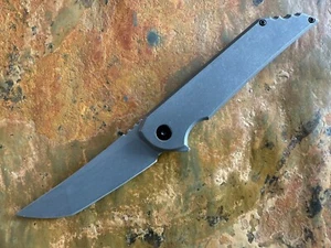 Hoback Knives, Kwaiback MK6, Titanium, M390 Steel, Stonewash w/ Black Accents - Picture 1 of 6