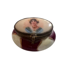 Antiguo tarro de baratija de porcelana con retrato de dama - caja victoriana con tapa con bisagras - Imagen 1 de 6