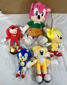 Sonic The Hedgehog Plüschfiguren Lot 5 Insgesamt - Bild 1 von 7