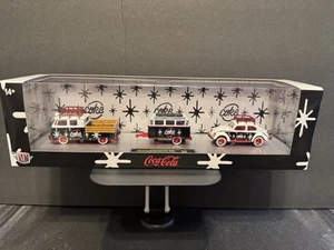 M2 Hauler Coca Cola Chase 1960 VW Double Cab Truck U.S.A & 1953 VW Beetle Deluxe - Picture 1 of 4