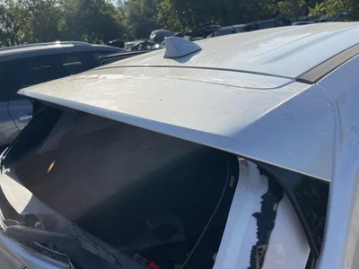 Conjunto de alerón trasero KIA SPORTAGE 2017-2022 KCS plata brillante metálico 74176 Foto 1 de 4