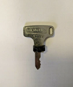 Vintage Honda Pre Cut Motorcycle Plug Key H7780 (H-Key-5) - Picture 1 of 3