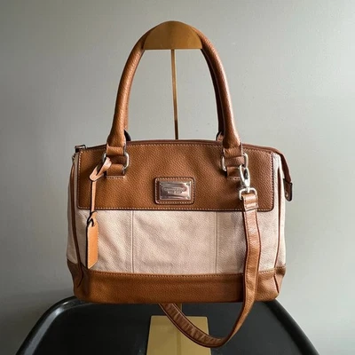 Tignanello Carmel коричневый и кремовый кожаный чехол Дамская сумка  - Изображение 1 из 4