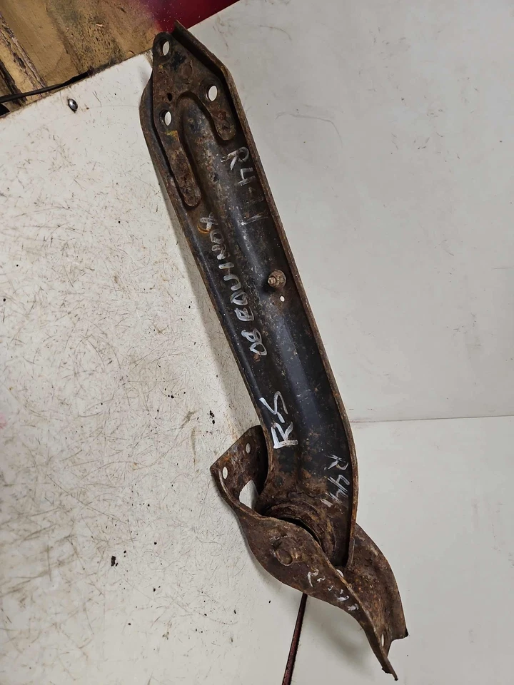 08-09 CHEVY EQUINOX правый нижний рычаг управления RR шаровые шарниры всадники сторона Rh OEM - Изображение 1 из 4