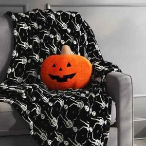 Halloween Printed Skeleton Throw Blanket Black/Ivory - Hyde & EEK - Picture 1 of 4