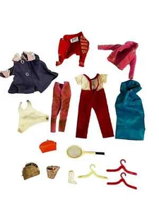 Vintage 1960’s Barbie Accessories Outfit Tennis Purses Bag Hangers Bundle - Picture 1 of 12