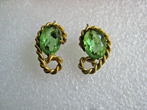 Vintage Screw Type Twisted Gold Tone Green Stone Earrings - Picture 1 of 8
