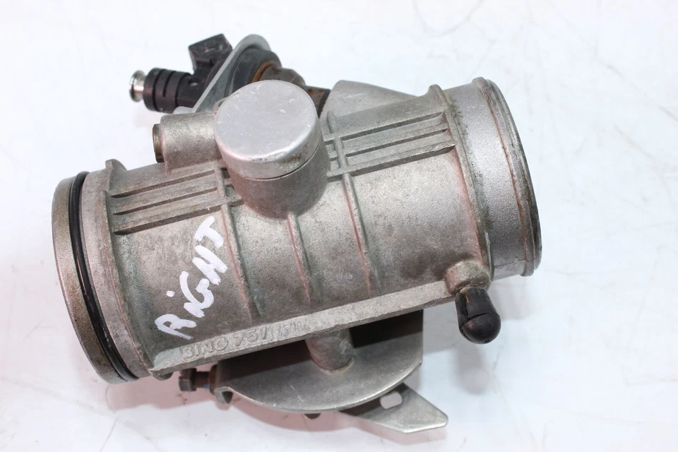 BMW R850R 1996 carrocería del acelerador derecha Foto 1 de 4