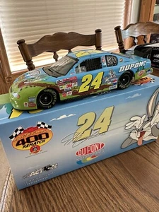 Jeff Gordon 2002 Diecast 1/24 Action Clear Window Bank Looney Tunes - Picture 1 of 11
