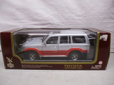 Road Legends 1992 Toyota Land Cruiser 1/18 - Image 1 of 2
