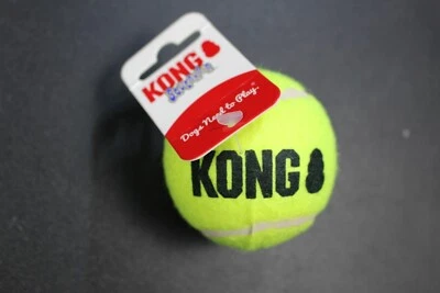 NEW Kong AST2B Squeaker Dog Tennis Ball Play Toy. - Image 1 of 2