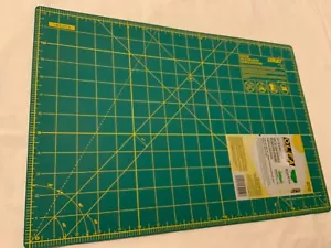 Olfa Self Sealing Cutting Mat Green #9880 18x12" Rotary Cutting Mat - Picture 1 of 6