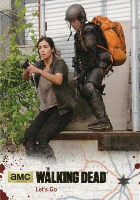 The Walking Dead Season 4 Part 2, Gold Foil Parallel Base Card 40 #15/25 - Image 1 of 2