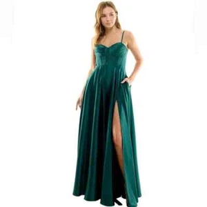B Darlin Juniors Pleated-Bodice High-Slit Evening Gown Color Hunter Size 15/16 - Picture 1 of 7